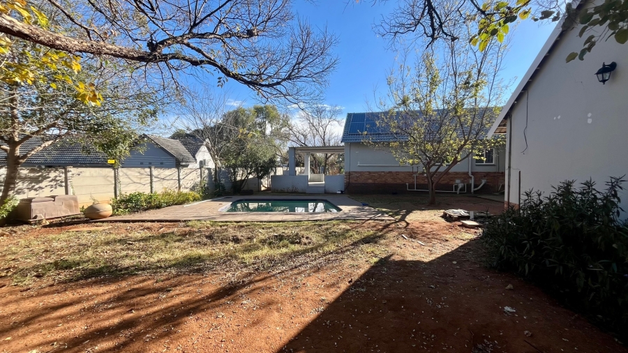 3 Bedroom Property for Sale in Flamwood North West